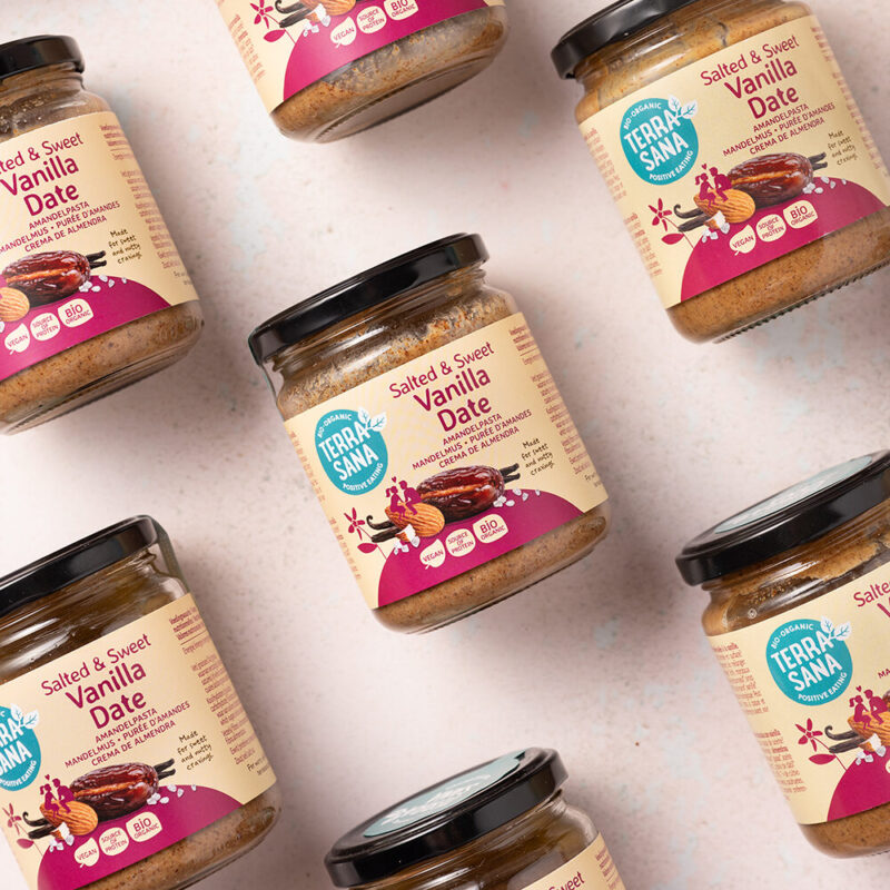 sweet & salted amandelpasta Vanilla Date - biologisch product